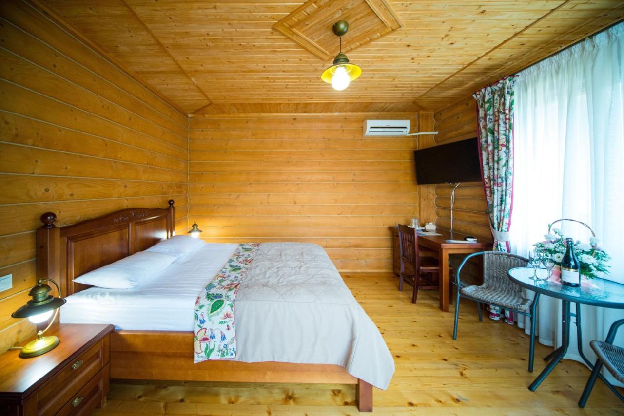 Hotel Комплекс Відпочинку Пампушка & Подушка Burlach'ya Balka Zewnętrze zdjęcie