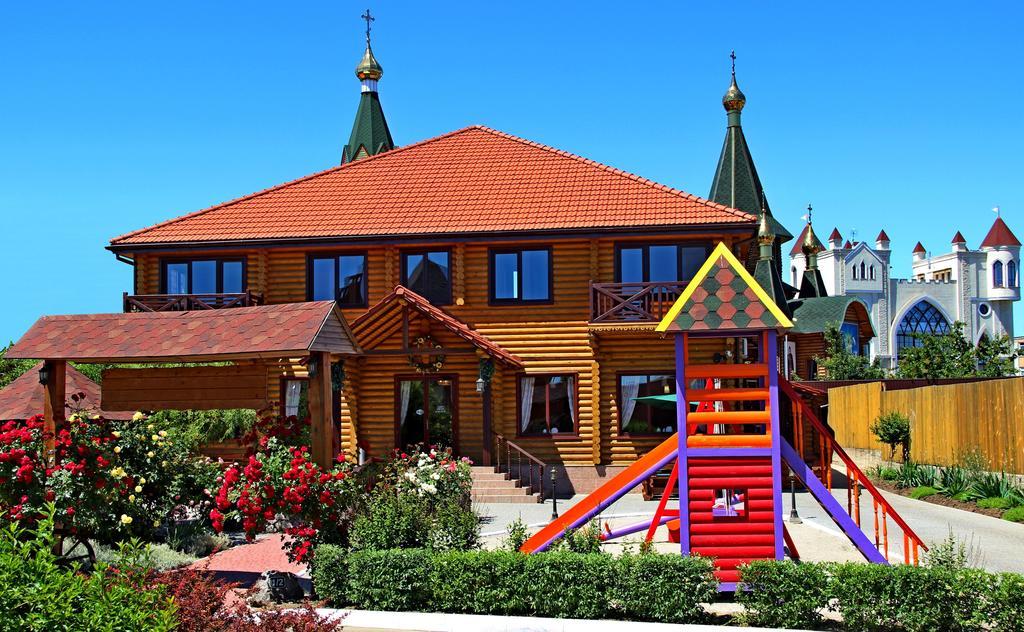 Hotel Комплекс Відпочинку Пампушка & Подушка Burlach'ya Balka Zewnętrze zdjęcie