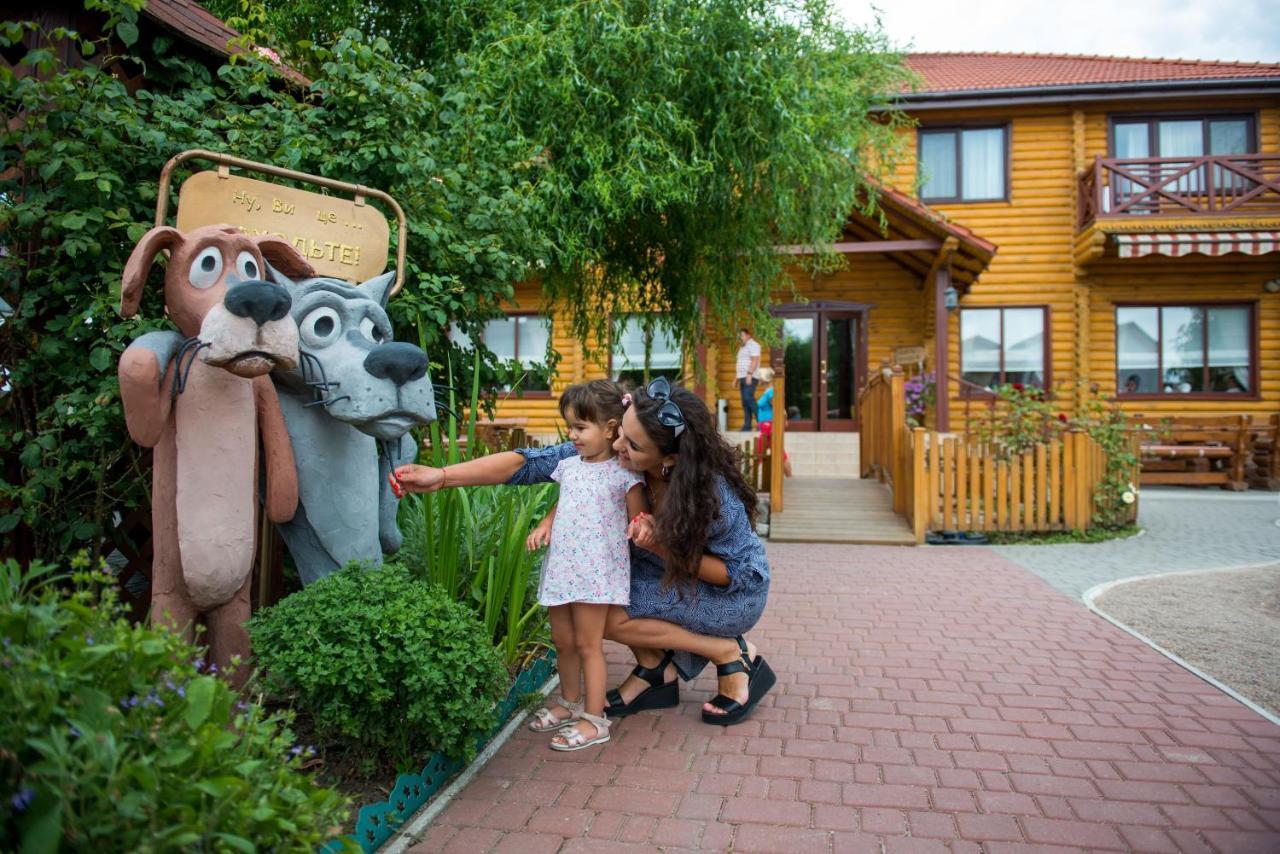 Hotel Комплекс Відпочинку Пампушка & Подушка Burlach'ya Balka Zewnętrze zdjęcie